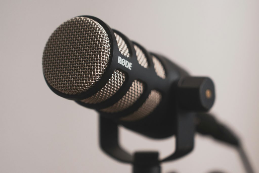 Zoom sur le micro PodMic de Rode